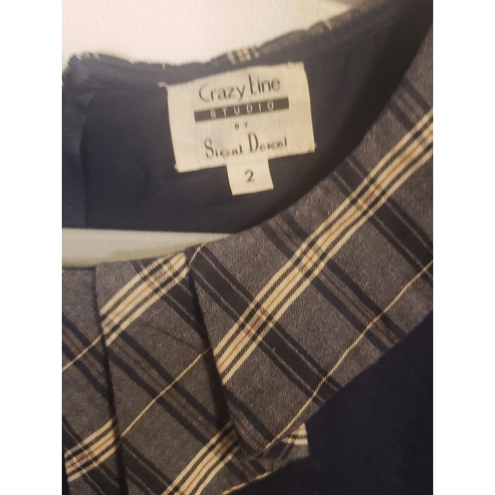 Crazy Line Studio-Navy short sleeve top plaid collar Size 2 Large Preloved Good - Picture 3 of 4